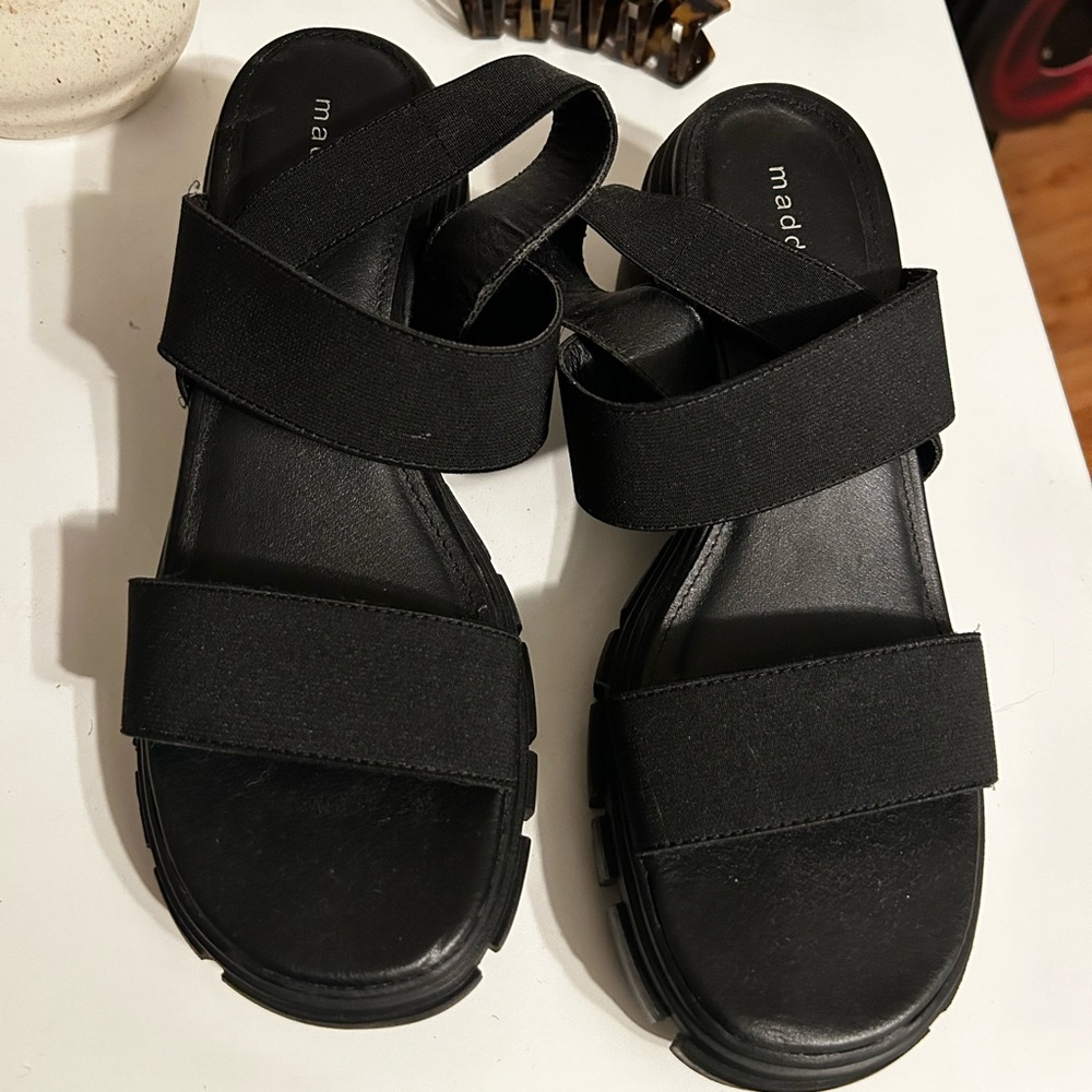 Madden Girl platform sandals with block heel size 7 black.